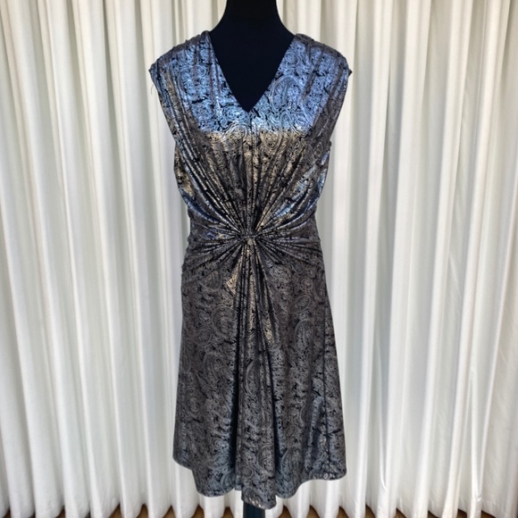 V Neck Fit & Flare Cap Sleeveless Dress - Picture 1 of 9